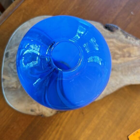 NEW Anthropologie Blue Swirl Glass Blown Asymmetrical Vase - Picture 4 of 9